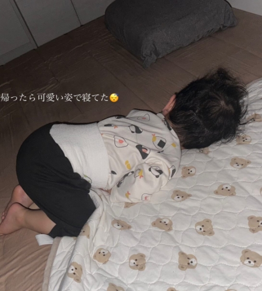 寝姿
